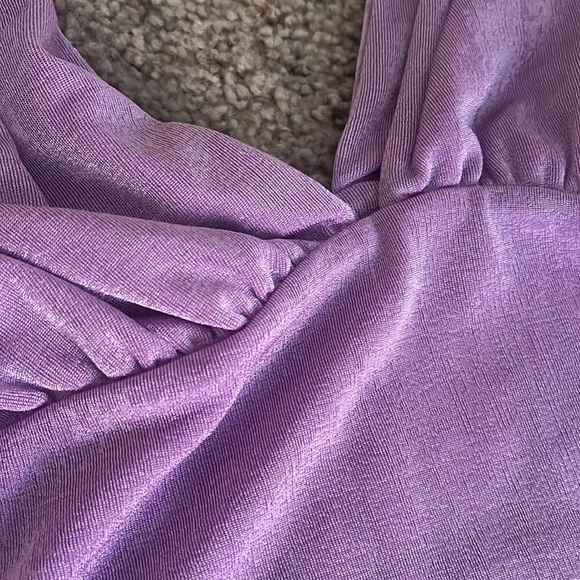 Amazon Cropped Tank - Picture 3 of 4